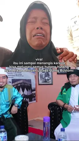 Masyaallah ibu ini sampai terharu tidak disangka bantuan ustadz Ujang Bustomi itu benar-benar terbukti nyata Tampa resiko  #viral #viralhariini #pesugihan #dana #halal 