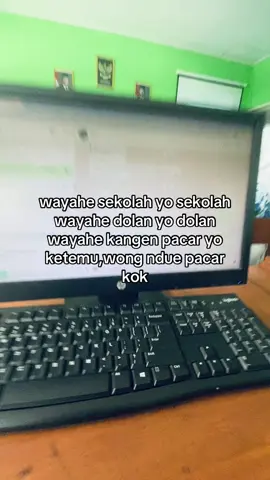 tak tinggal presentasi sik#sbmangkeli #katakata #CapCut #sbcaper #yeye 