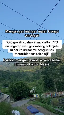 Gapapa aku ga daftar tahun ini, sebenernya aku ikhlas kok emang pengen ya fokus sama satu urusan dulu. Tapi ngeliat temen” ada yang daftar rasanya hatiku kayakkk gimana gitu. Tapi tapii tetep gapapa bgtt asline hehehe🥰🫰🏻 #ppg#ppgprajabatan#pendidikan  