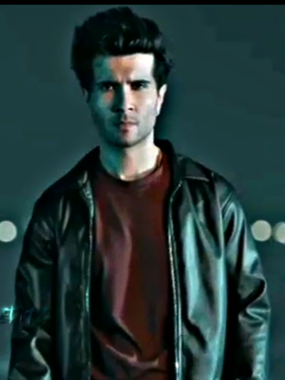 University ki sari ladkiya uske agy peachy 😈🔥💯 . . FEROZ KHAN ATTITUDE STATUS 4K QUALITY STATUS 😈🔥💯  . . #ferozkhan #ahmadaliakbar #sanwalyaarpiya #foryou #dontunderreviewmyvideos 