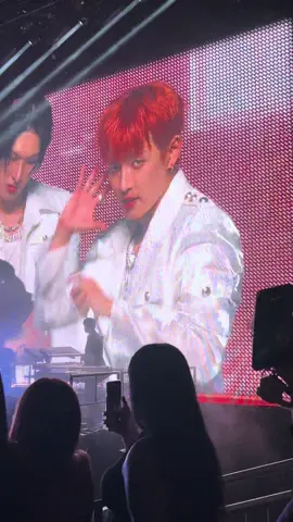 fix on😛 #ateez #concert #kpop #ateezorlando #atiny 