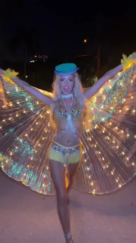 Rio bird Halloween costume! #rio #riobird #halloween #costume #nataliereynolds 