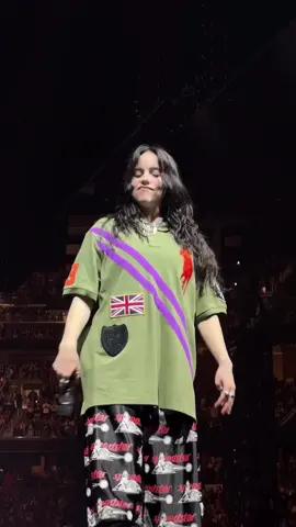 what was i made for? @BILLIE EILISH  📹: katiedelikat #billieeilish #billie #whatwasimadefor #hitmehardandsofttour #orlando 