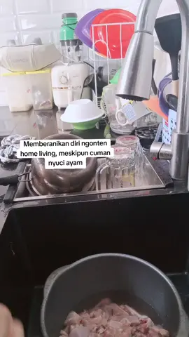 cuman ibu rumah tangga yg pengen punya kesibukan dirumah ngonten home living#homelivingtiktok #irtproduktif #alhamdulillah❤️ #bersyukur🤲🙈 #fyp 