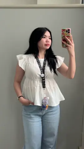 love my top here from @Heidi Lauren 