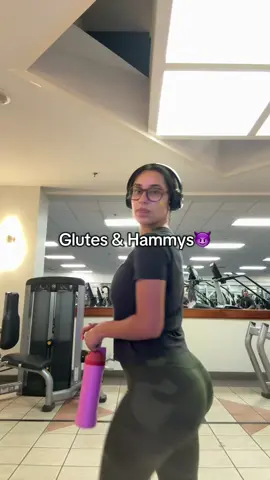 Come with me to the gym ❤️❤️ #clarissadaniellev #latina #GymTok #glutesworkout 