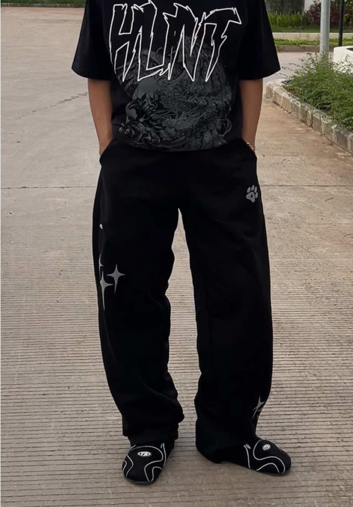 Sweatpantnya enak banget bahannya cuy #fyp #foryou #sweatpant 