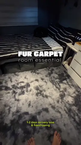 FUR CARPET SUPER GANDA NG QUALITY AT ANG MURA LANG #CARPET #room #roomessential #furcarpet #roomessentials    