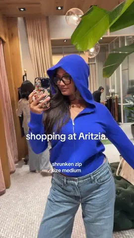 Really gravitated towards the primary colors LOL @Aritzia #size8 #size8fashion #tryonwithme #aritziaoutfits #falloutfits 