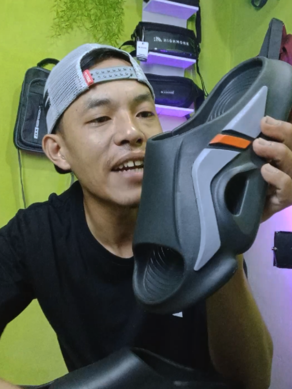 rekomendasi sandal selop slipon pria bahan karet eva nyaman dipakai harga promo bisa cod #sandalpriaterbaru #sandalsliponpria #sandaleva #sandalkaretpria #sandalpriamurah 