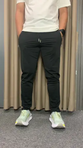 Baru kali ini punya celana bahannya elastis Adam enak dipakainya #celanapanjan #training #unisex #pyf 