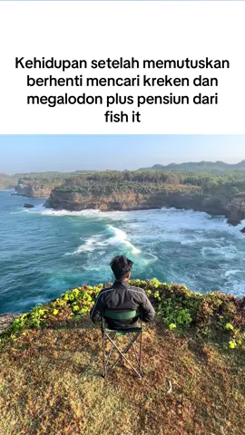 Indahnya kehidupan rl 🌊 #fishit #robloxfyp #kreken #megalodon #mancing 