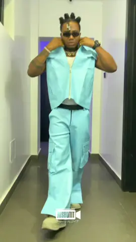 Performance mode: ON 🚀🩵🫡 I didn’t just perform, I owned that stage 🩵🔥🎤 Shout out to my bro @Boypee  #whobornyou #boyfheny  Cc:📸 @𝑨𝑳 𝑺𝒉𝒐𝒕 𝑰𝒕 