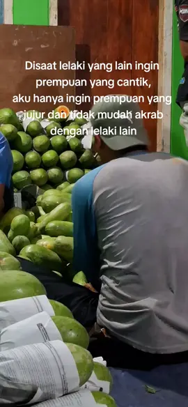 Bukan begitu kan🥹#stroy #galau #kuli #badut 