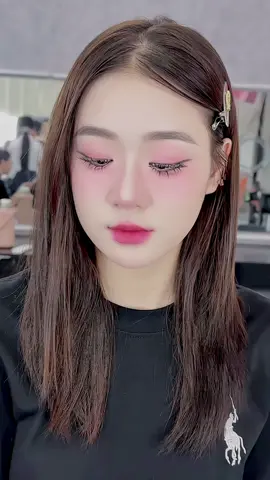 ẻm xinh😍#xuhuongmakeup #makeupbyme #makeupartist #makeuptiec #makeupkiyeu 