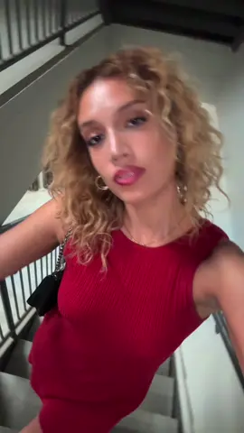 The avoidant attachment in me never skips this song #fyp #foryou #lipsync #draft 