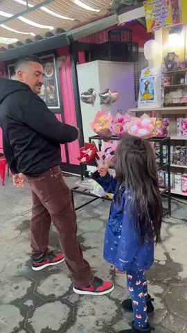 Creando memorias para siempre🥰creating memories for ever🥰#daughterlove #daughterdadybond #papahehija @Alexelgallo  