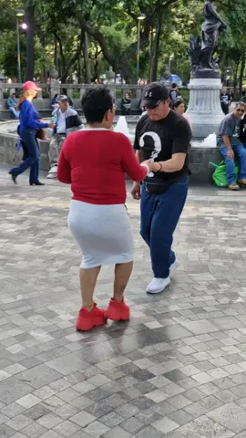 #alamedacentral #soniderosdemexico #soniderosenmovimiento #soniderosdecorazon #sonidero 