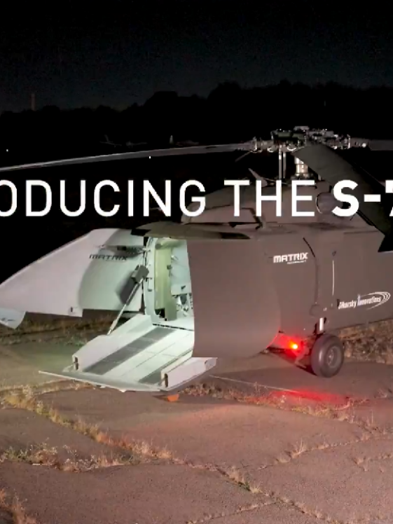 Sikorsky Perkenalkan U-Hawk! Versi Otonom Black Hawk dengan Kapasitas 25% Lebih Besar 🚁 Sikorsky resmi memperkenalkan S-70UAS U-Hawk helikopter otonom serbaguna dengan daya angkut 25% lebih besar dari Black Hawk standar. Teknologi ini bisa jadi masa depan operasi militer tanpa pilot! Ikuti Kami di NgehulengID untuk update informasi terbaru❗ #UHAWK #Sikorsky #BlackHawk #MilitaryTech #DefenseUpdate 