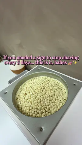 If you’re still shaving every few days, this is your sign to switch to waxing 💅🏽✨ Enjoy 3–4 weeks of smooth, soft skin with no irritation, no razor bumps, and no stubble 😌 Book your next Brazilian or full-body wax today — your skin will thank you, babe 💖