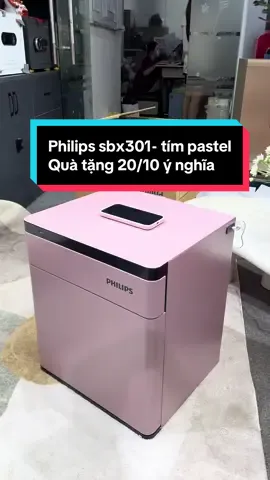 “20/10 này anh tặng em vài đồng nhé! Tặng kèm chiếc két Philips sbx301 để vài đồng của anh “ #2010 #philipssbx301 #ketsatvantay#ketsatthongminh #quatangphunu