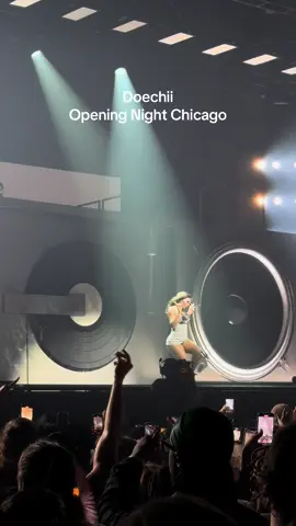 Jaw to the floor #doechii #swamp #livefromtheswamptour #chicago 