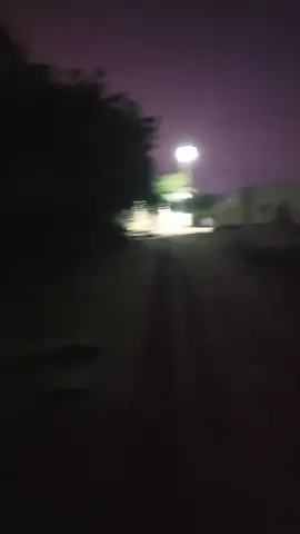 Imaamkaasi marmar buu salaadda subax na tujiyaa, aad baan uga helaa subax uu na tujinayo Allaah ha barakeeyee.