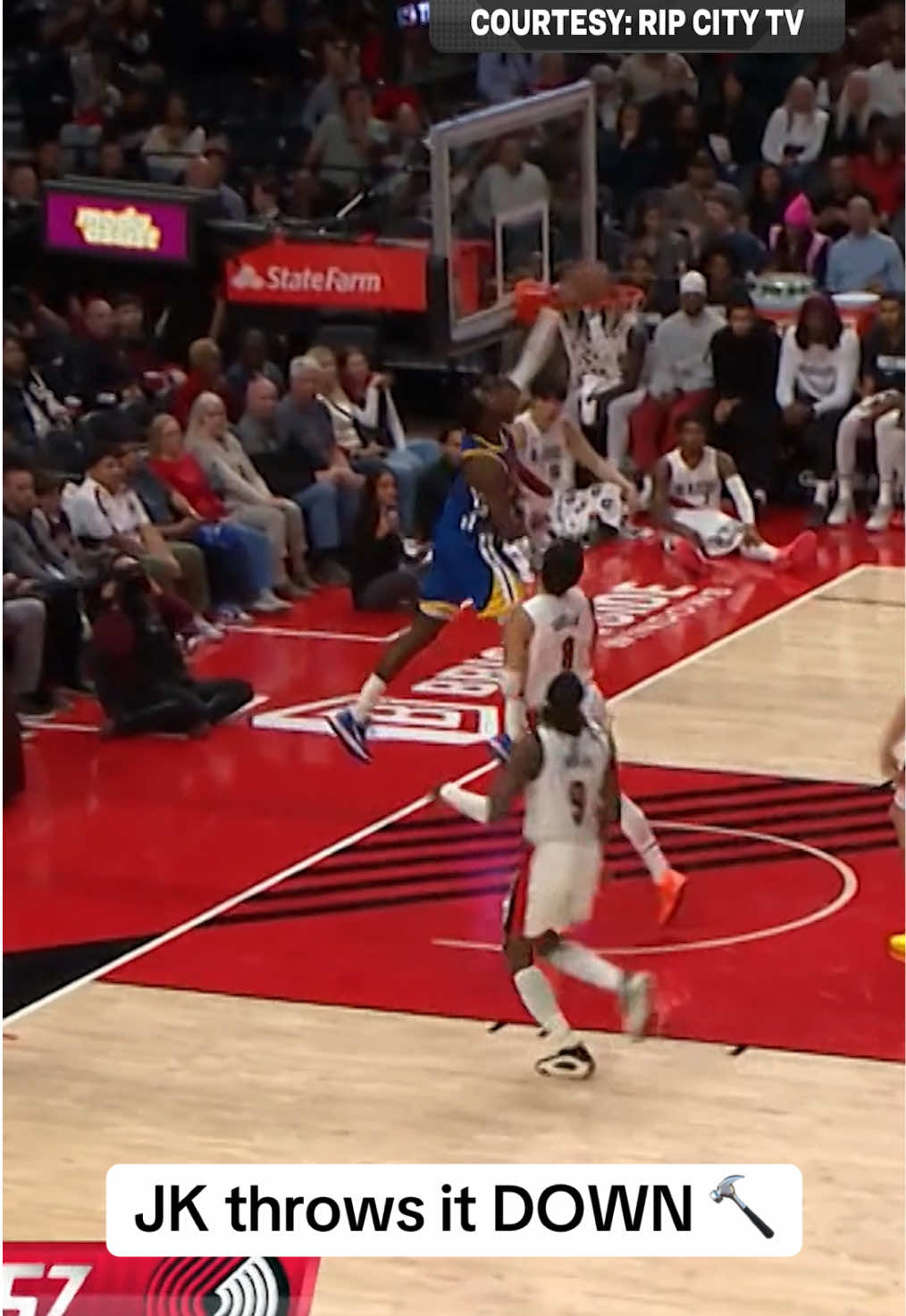 In case your forgot, Jonathan Kuminga can fly ✈️ #warriors #jonathankuminga #NBA #trending #fyp 