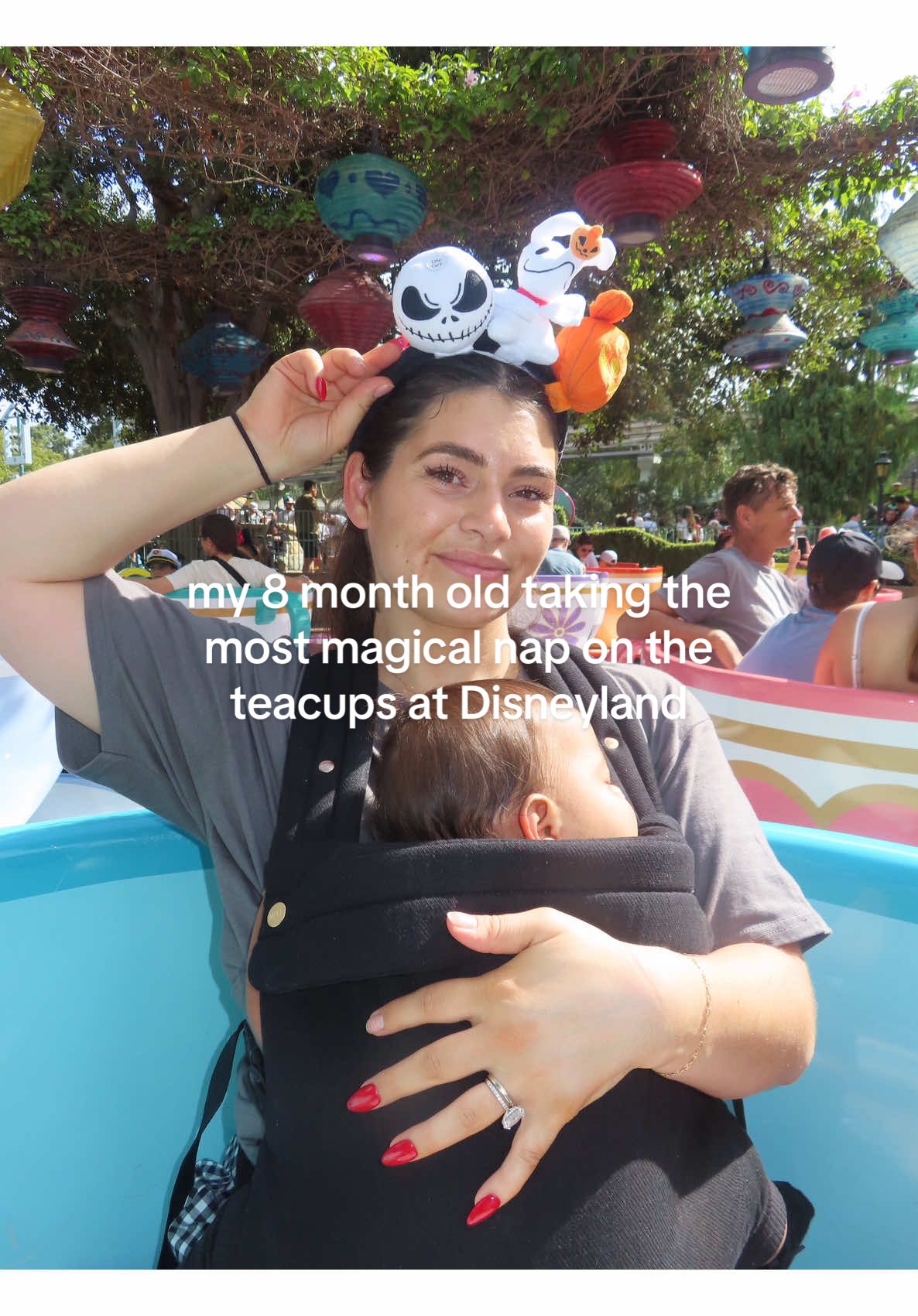 She’s just a cozy girl ok!! Hehe 🥹✨ she melts my heart this girl will really nap through anything when she’s in her carrier lol @MABĒ Carriers #babiesoftiktok #babycarrier #babywearing #sleepingbaby #babygirl 