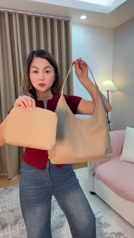 Age free Hobo bag with pouch. Must buy bag! #agefree #agefreebag #hobobag #bag #petitefashion 