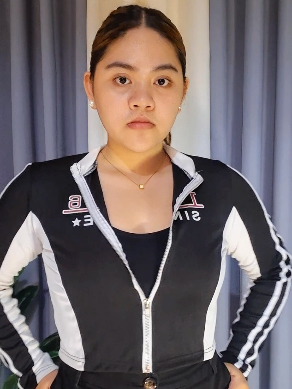 POV: you just found the comfiest OBR fit 🌸 @funlala.ph  #zippertop  #sportswear  #fyp  #zipperjacket  #OOTD      