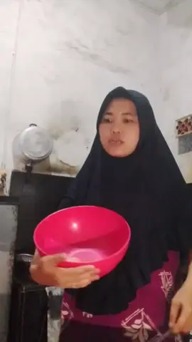 Ayo ngaku siap yg mecahin😏#hiburan #komeditiktok #lucu #ngakak #komedikocak 