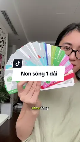 “Vùng trời quê hương nào cũng là bầu trời Tổ Quốc”- bộ thẻ Non sông 1 dải sẽ giúp bạn tìm hiểu về đất nước sau sáp nhập 1 cách dễ hiểu ❤️ #nonsongmotdai #bothenonsongmotdai #alphabook #review #hienngangreview✅ 