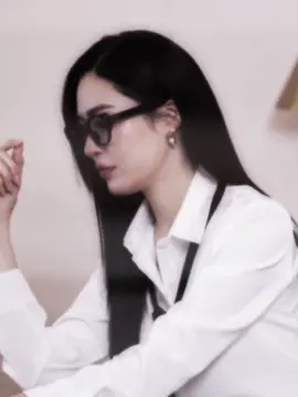 nghĩ 30p mới ra được cái cap #linglingkwong #lingorm #qwngsh #morksut 