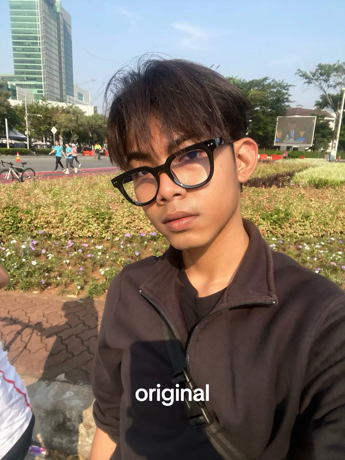 Trying different hairstyles with Gemini Ai The prompt: Please edit my picture specifically the hair with this: 1.original 2.comma hair 3.braids 4.messy 5.curly 6.buzz cut 7.wolfcut medium 8.korea style haircut #gemini               #hairstyle #ai  #foryou  #trend 