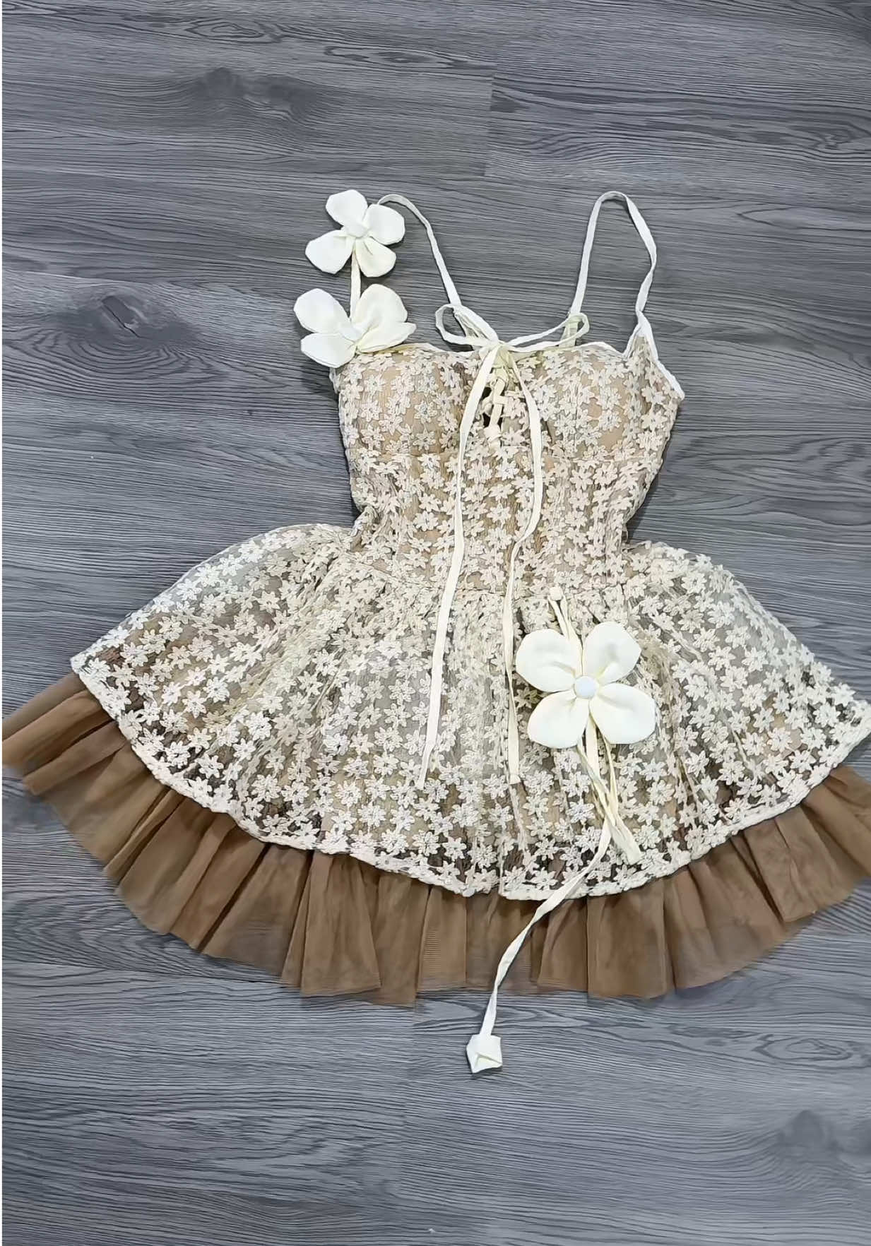 Váy Ren Thiết Kế Đính Hoa Phối Tùng Lưới Xoè Bồng Dự Tiệc Sang Chảnh #vayrenthietke#vayrenxoebong#damrendutiec#xuhuong#minbaby21 