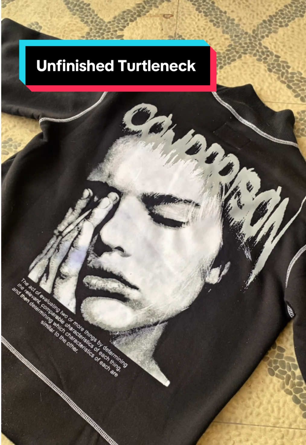 Dropped wallet tuker sama unfinished turtleneck ter-bestseller, siapa yang mau nolak? #fyp #promoguncang1010 #outfitideas #lokalbrand 