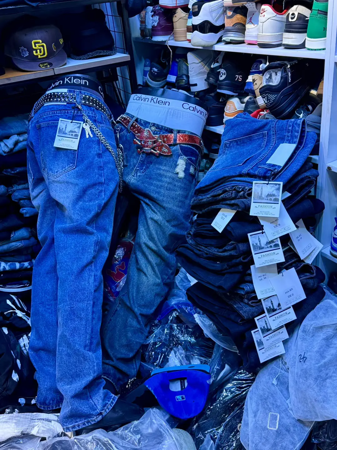 40000/=  SIZE : 30 ,31 ,32 ,33 ,34 &36 🛍️ ☑️ ✅  🛍️ SHOP WITH US NOW ___🙌 ⏩️CHAMBOU  BAG JEANS KALI SANA 🔥🥶🥶🛍️ ⏩️JUMLA & REJAREJA ✅⚡️ ⏩️ZINGATIA  VITU VYOTE DIRECT FROM GUANGZHOU 💥🥶🥶🥶💫 📍ARUSHA STENDI KUBWA KARIBU NA JENGO LA AQ HOTEL  📍ARUSHA STENDI KUBWA KARIBU NA JENGO LA AMANA BANK  📍MOSHI ROUND ABOUT YA MNARA WA SAA JENGO LA SHANA COMPEX ROOM NO 28 ,KARIBU NA VIVA SUPPERMARKET  CALL +0624650422 : : #ellymacodestore  #gainfollowersfast #gainlikesfast #gainviews #gaintrick      