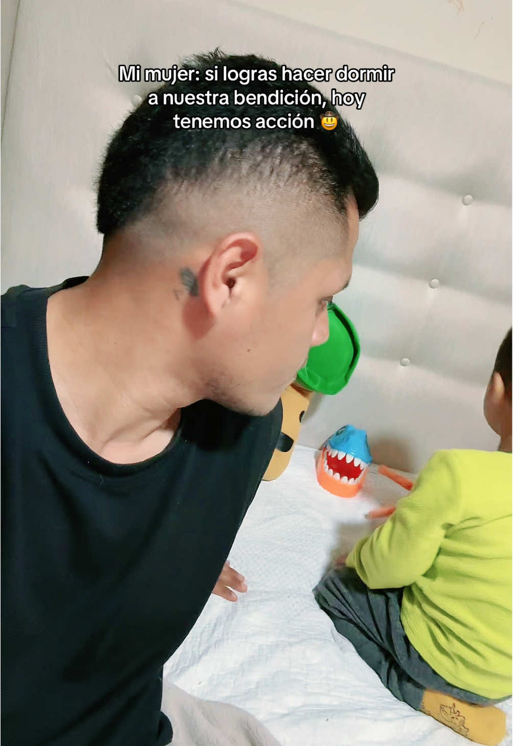 Entonces le damos unas pastillas pa la dormicion y luego reclamamos el premio #bendicion #hijosfelices #familifamilia famili