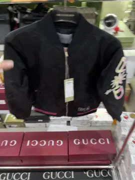 Quả thêu tay mê…#thoitrangnam #dkluxuryshop #dior #xhhhhhhhhhhhhhhhhhhhhhhh 
