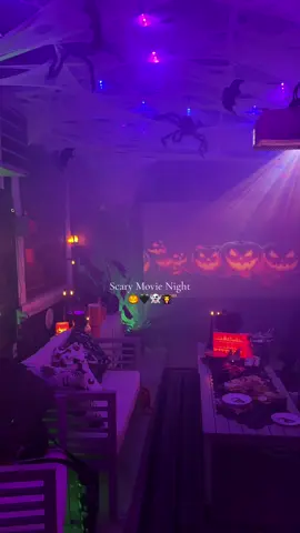 Weekly scary movie nights with my friends during the month of October is something I look forward to all year long. 🎃 #scarymovies #halloweendecor #spookyseason #movienight #halloweenvibes 