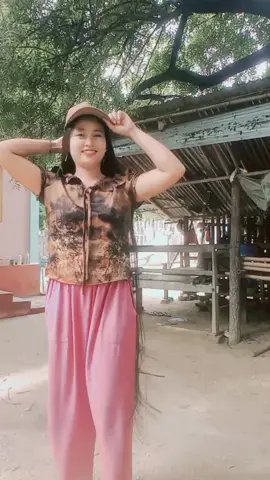 #လက္ညဳိးႀကီးက😂😂#jointrend #tiktok #ေရာက္ခ်င္ရာေရာက္စမ္း😁❤ #ဘာအကွက်တွေတုန်း😂 