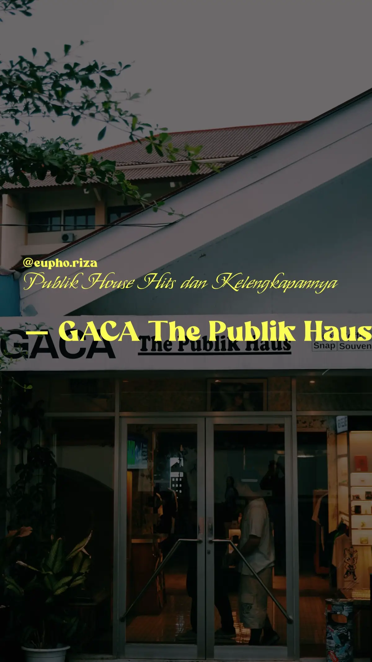 @GACA.ThePublikHaus - Publik House dengan fasilitas komplit, ada vinyl record store, coffeeshop, burger store, merchandise, photobox juga ada! #coffeeshopjogja #nongkrongjogja #cafejogja #gacathepublikhaus 
