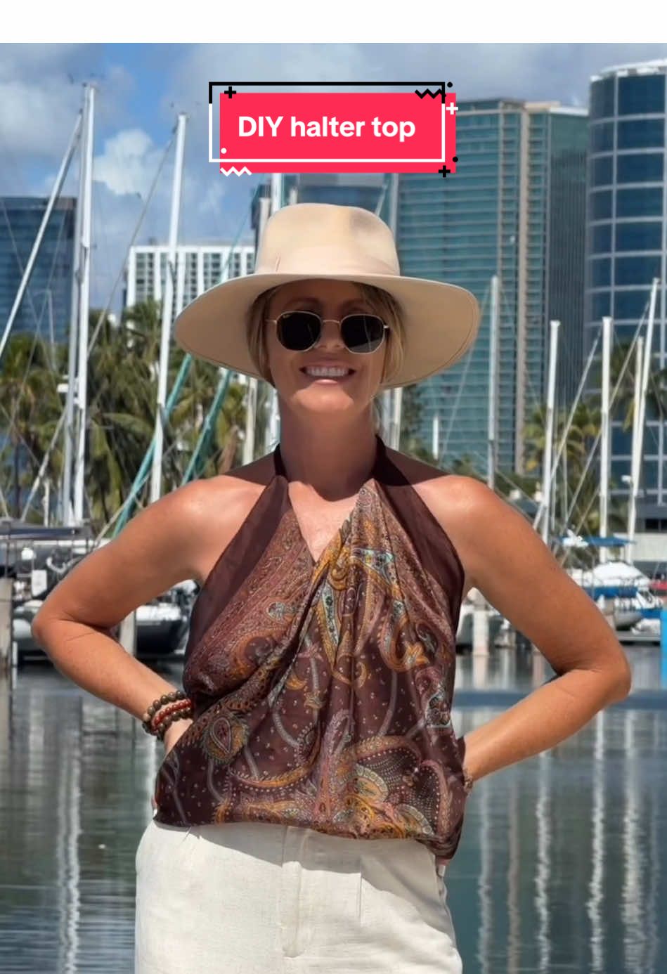 Here’s how you can make a halter top from a scarf! What do you think ? #scarftutorial #scarves #diyfashion #fashionhacks #stylingideas 
