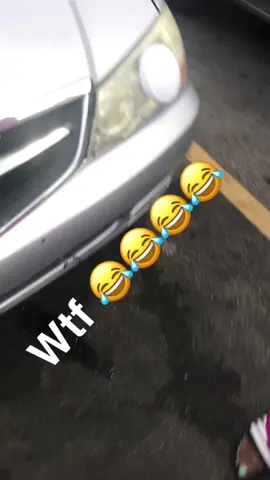 bro I can’t with my friends #section8 #fyp #help #storytime she swear she hit a “curb” and now it doesn’t work 😩😂