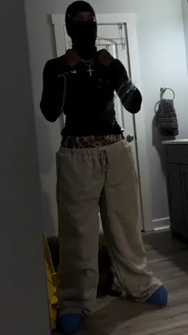 You need these sweatpants, don’t hesitate. #Foryou, #viral, #foryoupage, #tiktok, #trending 