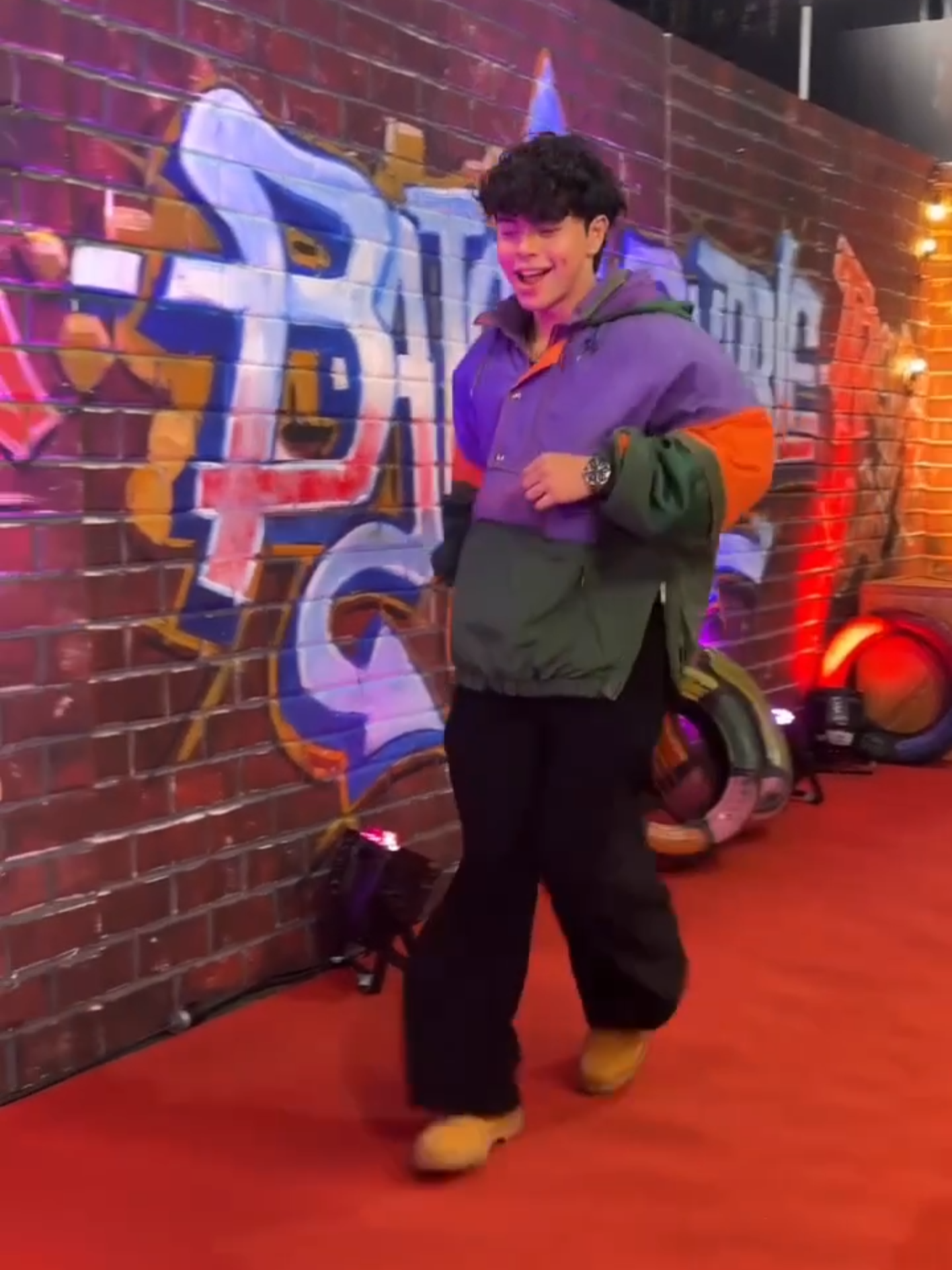 Present din ang paborito nating kulot, #batangbubble @kkydsnts 😍 #youlol #youlolgma #gmanetwork #gma #youloloriginals #bubblegang #BG30 #bubblegangcomedylaughtrip #bubblegangcomedy #bubblegangparody #bblgang #michaelV #kokoydesantos #fyp