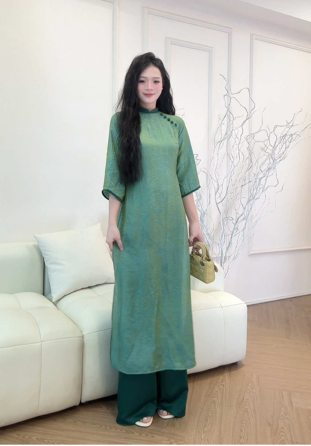 Màu này trắng da lắm khách ơi #aodai 