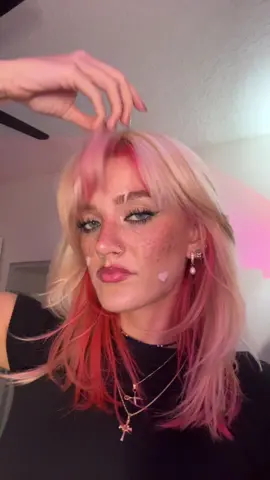 The pink is back #pinkhair 