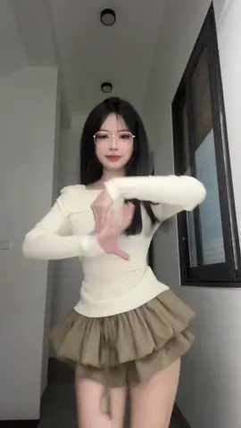 Tung cụa (👚@kimeehouse ) #kimeehouse 